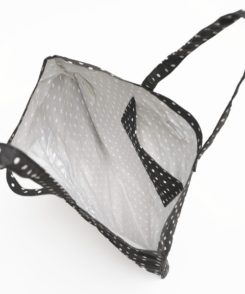MILKFED.(ミルクフェド)の「ICING LOGO POLKA DOT FLAT TOTE(トートバッグ・レディース・ブラック/ライトブルー/グレー・ONE SIZE)」の12枚目の写真