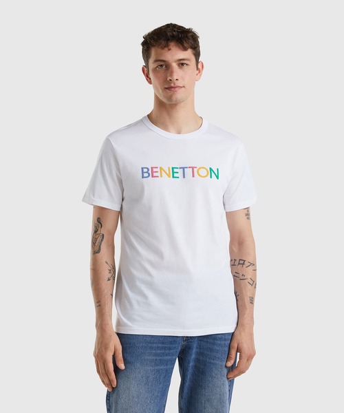 BENETTON (UNITED COLORS OF BENETTON)(ベネトンユナイテッドカラーズオブベネトン)の「ロゴプリント入りオーガニックコットン半袖Tシャツ(Tシャツ/カットソー・メンズ・オフホワイト/ネイビー/ホワイト系その他・LARGE/MEDIUM/SMALL)」の2枚目の写真