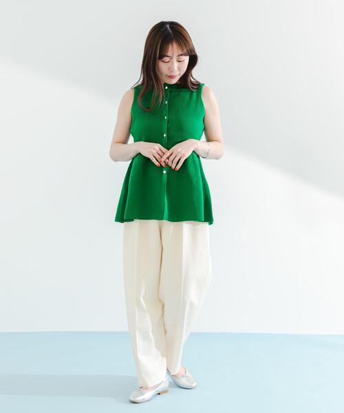 URBAN RESEARCH ROSSO WOMEN（アーバンリサーチ　ロッソ）の「ペプラムフォルムニットジレ（ニット/セーター・レディース・オフホワイト/ブラック/グリーン・FREE）」の12枚目の写真