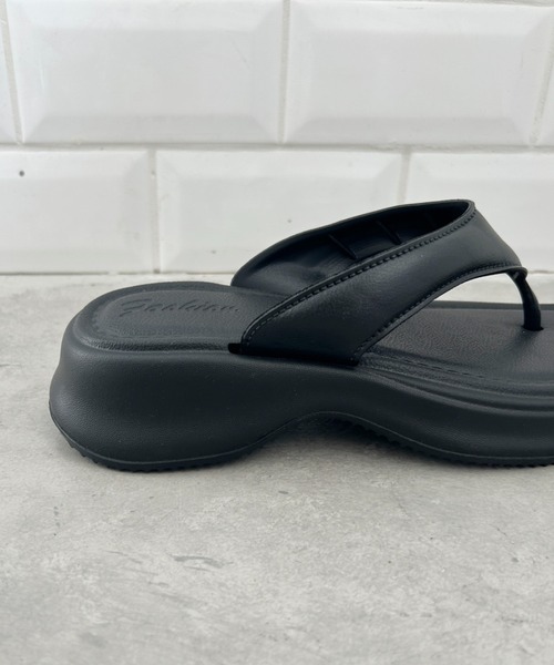 送料込+BALENCIAGA+トング サンダル セール】ボリュームソールトングサンダル（サンダル）｜√nuage