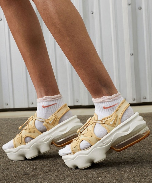 NIKE(ナイキ)の「【NIKE】ナイキ エア マックス KOKO サンダル ウィメンズ(サンダル・レディース・ブラック系その他2/ブラック系その他/ホワイト系その他2/ベージュ・22/23/24/25)」の9枚目の写真