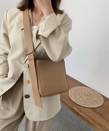 <ユニセックス>シンプルスクエアショルダーBAG/バック