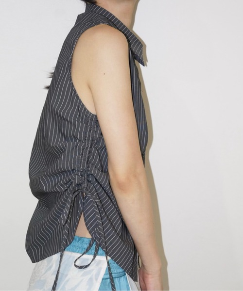 musubore(ムスボレ)の「asymmetry shirring ribbon BL / アシンメトリーリボンブラウス(シャツ/ブラウス・レディース・ブラック/ホワイト/ブルー・FREE)」の5枚目の写真