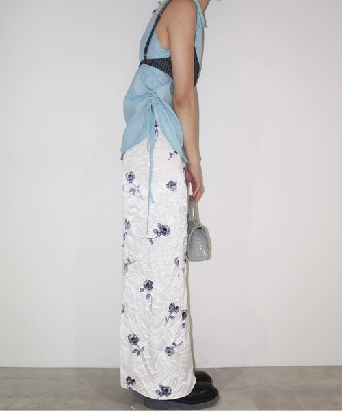 musubore(ムスボレ)の「asymmetry shirring ribbon BL / アシンメトリーリボンブラウス(シャツ/ブラウス・レディース・ブラック/ホワイト/ブルー・FREE)」の13枚目の写真