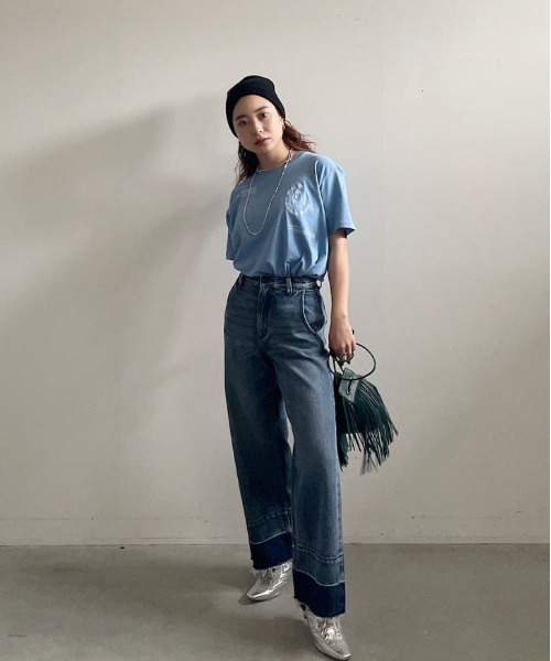【極美品】 AMERI MESSAGE PRINT TEE Ameri（アメリ）の「MESSAGE PRINT TEE（Tシャツ/カットソー