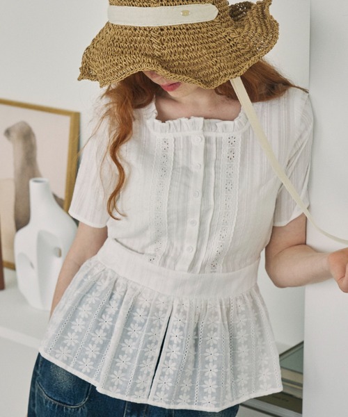 idem(イデム)の「peplum cotton blouse/コットンペプラムブラウス(シャツ/ブラウス・レディース・レッド/オフホワイト・FREE)」の22枚目の写真