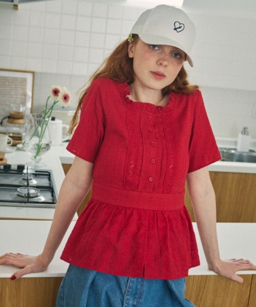 idem(イデム)の「peplum cotton blouse/コットンペプラムブラウス(シャツ/ブラウス・レディース・レッド/オフホワイト・FREE)」の11枚目の写真