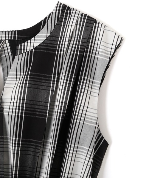 JILL by JILL STUART（ジルバイジルスチュアート）の「◇モノトーンBIGチェックワンピース（ワンピース・レディース・ブラック/ネイビー・FREE）」の20枚目の写真