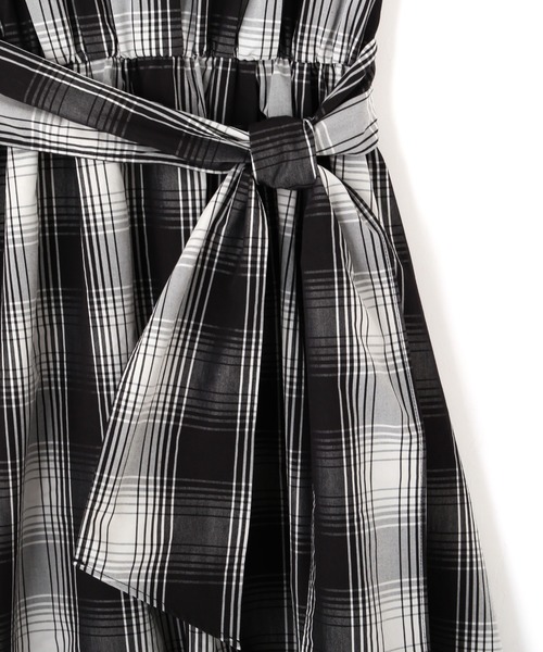 JILL by JILL STUART（ジルバイジルスチュアート）の「◇モノトーンBIGチェックワンピース（ワンピース・レディース・ブラック/ネイビー・FREE）」の21枚目の写真