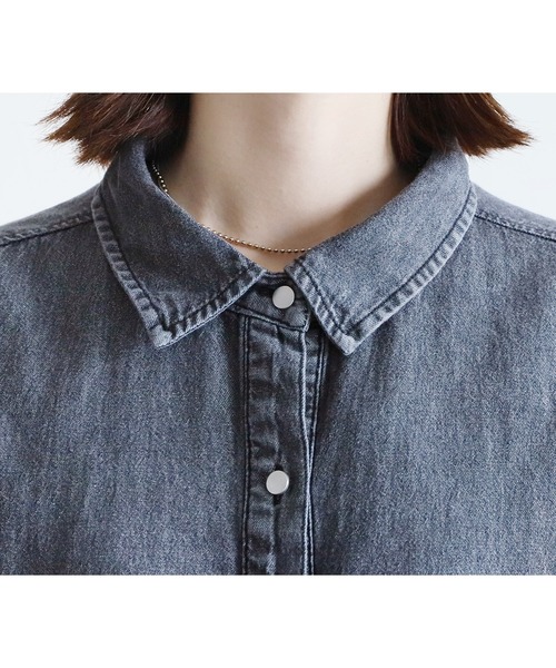 reca（レカ）の「半袖デニムシャツ（シャツ/ブラウス・レディース・ブルー/ブラック・FREE）」の4枚目の写真