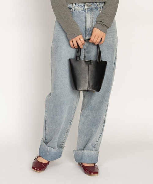 SVEC(シュベック)の「クロスストラップ ローヒール パンプス(パンプス・レディース・ブラック/シルバー/レッド・36/37/38/39/35)」の16枚目の写真