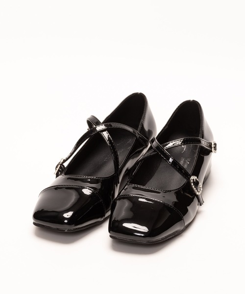 SVEC(シュベック)の「クロスストラップ ローヒール パンプス(パンプス・レディース・ブラック/シルバー/レッド・36/37/38/39/35)」の4枚目の写真