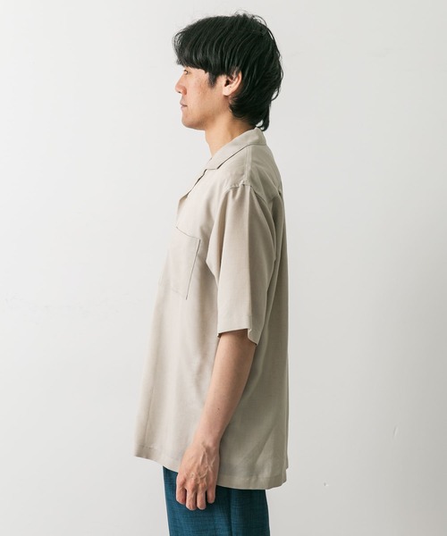 URBAN RESEARCH DOORS(アーバンリサーチドアーズ)の「リネン/シルク混 オープンカラーシャツ(シャツ/ブラウス・メンズ・アイボリー/チャコールグレー/モカ・LARGE/MEDIUM)」の4枚目の写真