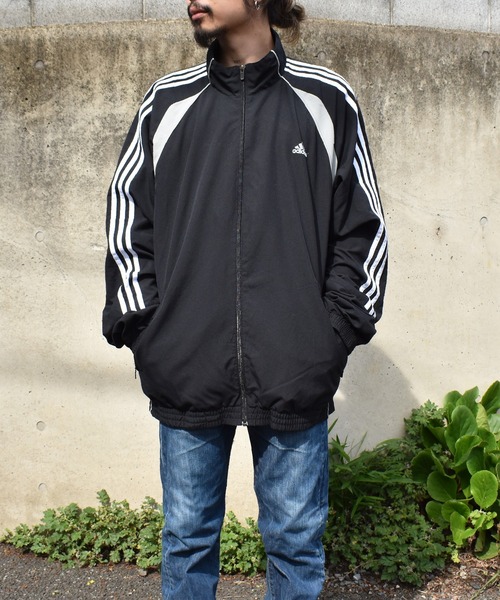 adidas(アディダス)の「【ヴィンテージ古着】adidas / アディダス ロゴ刺繍入り フルジップジャケット(ブルゾン・メンズ・ブラック・X-LARGE)」の4枚目の写真