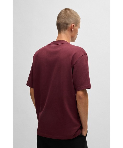 HUGO(ヒューゴ)の「HUGOロゴプリント リラックスフィット コットンTシャツ(Tシャツ/カットソー・メンズ・カーキ/ブラック/ホワイト/ライトブルー/ブルー/ダークグリーン/ライトグリーン/エンジ/ライトブラウン/インディゴブルー/グリーン・L/M/S/XL/XXL/XS)」の17枚目の写真