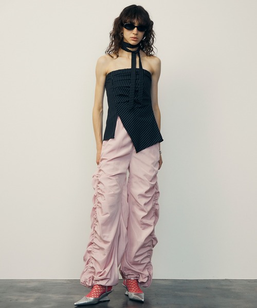 uyu.（ウユ）の「チョーカーストライプオフショルトップス【uyu./ウユ】（Tシャツ/カットソー・レディース・ネイビー/グレー・FREE）」の6枚目の写真