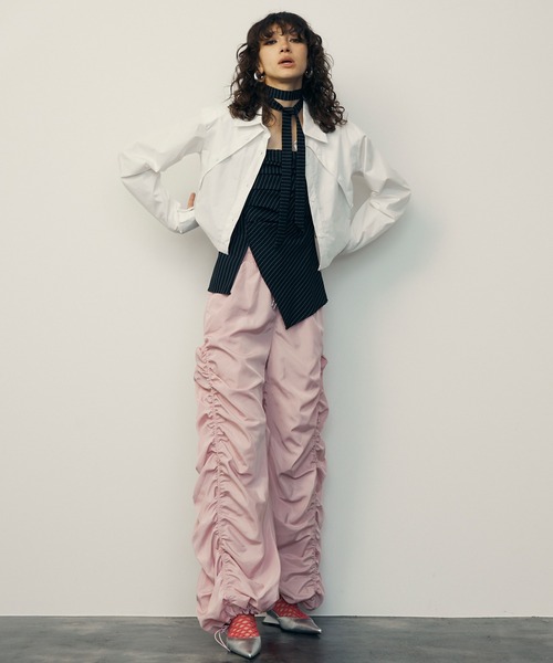 uyu.（ウユ）の「チョーカーストライプオフショルトップス【uyu./ウユ】（Tシャツ/カットソー・レディース・ネイビー/グレー・FREE）」の4枚目の写真