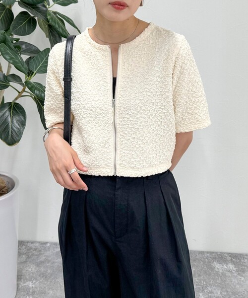 fredy emue(フレディエミュ)の「ポコポコZIP半袖カーディガン(カーディガン/ボレロ・レディース・アイボリー/ブラック/ベージュ・38)」の10枚目の写真