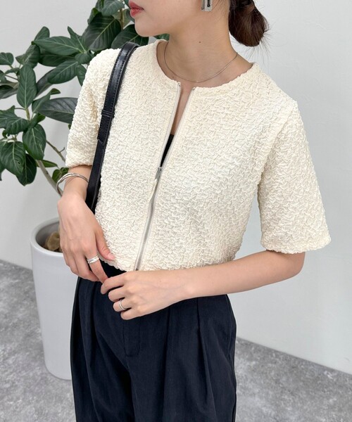 fredy emue(フレディエミュ)の「ポコポコZIP半袖カーディガン(カーディガン/ボレロ・レディース・アイボリー/ブラック/ベージュ・38)」の11枚目の写真