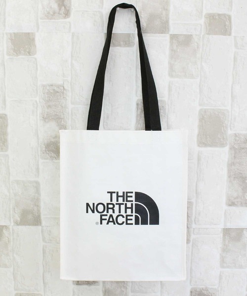 THE NORTH FACE(ザノースフェイス)の「アルポリン エコバッグ Small arpaulin Eco Bag The North Face White Label Korea Line(トートバッグ・メンズ・ホワイト/White・SMALL/S)」の1枚目の写真
