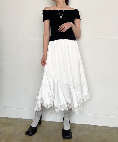 Jewelobe(ジュエローブ)の「イレヘムレースロングスカート(スカート・レディース・ホワイト/ブラック・FREE)」の6枚目の写真