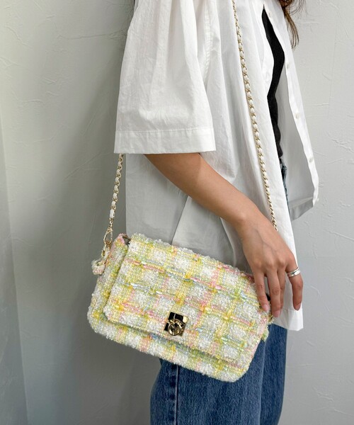 fredy emue（フレディエミュ）の「ツィードフラップバッグ（ショルダーバッグ・レディース・ホワイト系その他/ブラック系その他・FREE）」の3枚目の写真