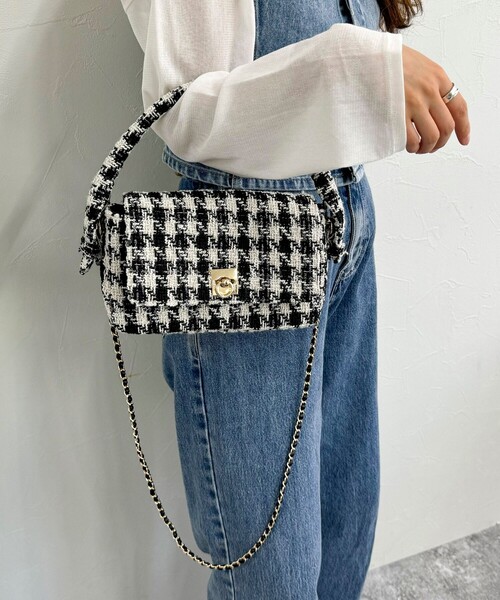 fredy emue（フレディエミュ）の「ツィードフラップバッグ（ショルダーバッグ・レディース・ホワイト系その他/ブラック系その他・FREE）」の10枚目の写真