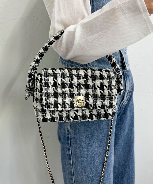 fredy emue（フレディエミュ）の「ツィードフラップバッグ（ショルダーバッグ・レディース・ホワイト系その他/ブラック系その他・FREE）」の11枚目の写真