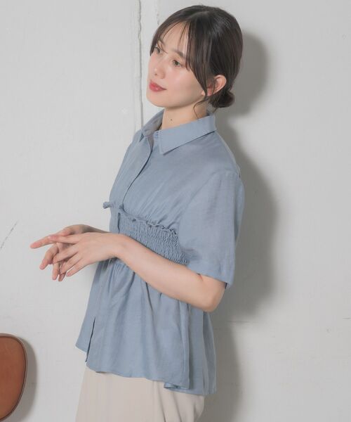 RETRO GIRL（レトロガール）の「ギャザードッキング半袖SH（シャツ/ブラウス・レディース・オフホワイト/ブルー/ブラウン・FREE）」の10枚目の写真