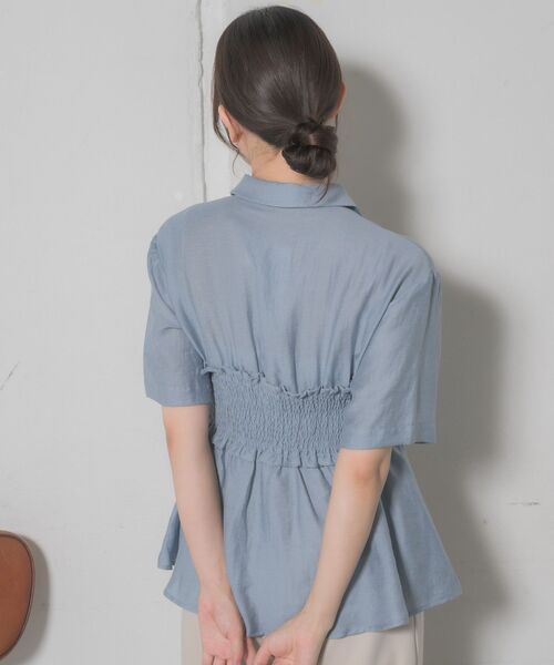 RETRO GIRL（レトロガール）の「ギャザードッキング半袖SH（シャツ/ブラウス・レディース・オフホワイト/ブルー/ブラウン・FREE）」の9枚目の写真