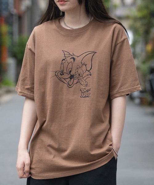 Tom＆Jerry（トムアンドジェリー）の「【40I】〔Tom & Jerry/トム & ジェリー〕イラストプリント ビックシルエット クルーネック半袖Tシャツ（Tシャツ/カットソー・メンズ・グレー系1/ベージュ系/ベージュ系2/ライトグリーン系1/パープル系1/グレー系/ベージュ系1/ライトグリーン系/パープル系/パープル系2/ライトグリーン系2/ホワイト系/ホワイト系1/ホワイト系2/グレー系2/ブラウン系/ブラウン系1/ブラウン系2・MEDIUM/LARGE/X-LARGE）」の7枚目の写真