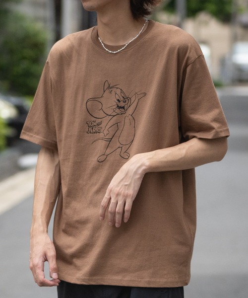 Tom＆Jerry（トムアンドジェリー）の「【40I】〔Tom & Jerry/トム & ジェリー〕イラストプリント ビックシルエット クルーネック半袖Tシャツ（Tシャツ/カットソー・メンズ・グレー系1/ベージュ系/ベージュ系2/ライトグリーン系1/パープル系1/グレー系/ベージュ系1/ライトグリーン系/パープル系/パープル系2/ライトグリーン系2/ホワイト系/ホワイト系1/ホワイト系2/グレー系2/ブラウン系/ブラウン系1/ブラウン系2・MEDIUM/LARGE/X-LARGE）」の9枚目の写真