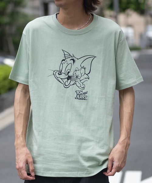 Tom＆Jerry（トムアンドジェリー）の「【40I】〔Tom & Jerry/トム & ジェリー〕イラストプリント ビックシルエット クルーネック半袖Tシャツ（Tシャツ/カットソー・メンズ・グレー系1/ベージュ系/ベージュ系2/ライトグリーン系1/パープル系1/グレー系/ベージュ系1/ライトグリーン系/パープル系/パープル系2/ライトグリーン系2/ホワイト系/ホワイト系1/ホワイト系2/グレー系2/ブラウン系/ブラウン系1/ブラウン系2・MEDIUM/LARGE/X-LARGE）」の13枚目の写真