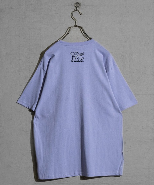Tom＆Jerry（トムアンドジェリー）の「【40I】〔Tom & Jerry/トム & ジェリー〕イラストプリント ビックシルエット クルーネック半袖Tシャツ（Tシャツ/カットソー・メンズ・グレー系1/ベージュ系/ベージュ系2/ライトグリーン系1/パープル系1/グレー系/ベージュ系1/ライトグリーン系/パープル系/パープル系2/ライトグリーン系2/ホワイト系/ホワイト系1/ホワイト系2/グレー系2/ブラウン系/ブラウン系1/ブラウン系2・MEDIUM/LARGE/X-LARGE）」の20枚目の写真