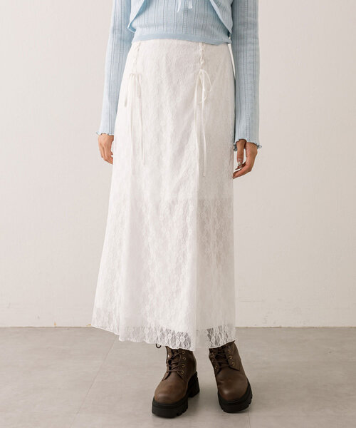 OLIVE des OLIVE（オリーブデオリーブ）の「レースアップバイアススカート（スカート・レディース・オフホワイト/ブラウン/ネイビー・FREE）」の20枚目の写真