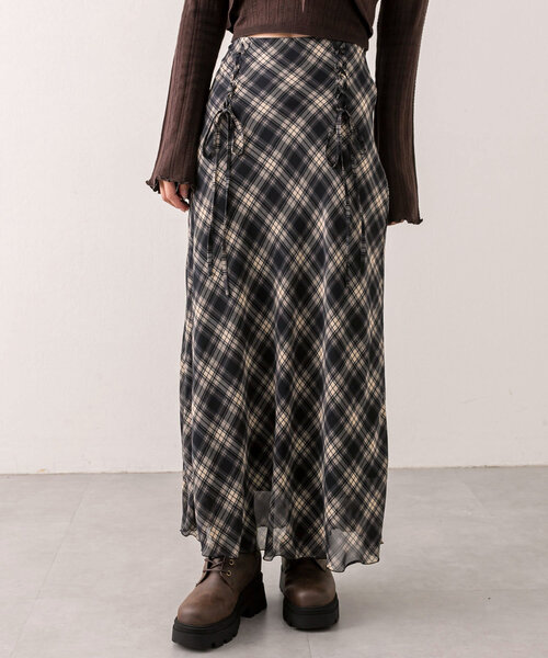 OLIVE des OLIVE（オリーブデオリーブ）の「レースアップバイアススカート（スカート・レディース・オフホワイト/ブラウン/ネイビー・FREE）」の21枚目の写真