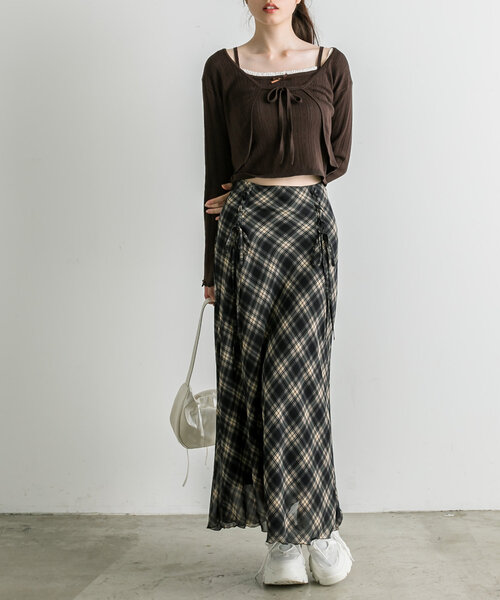 OLIVE des OLIVE（オリーブデオリーブ）の「レースアップバイアススカート（スカート・レディース・オフホワイト/ブラウン/ネイビー・FREE）」の22枚目の写真