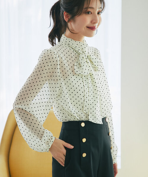 La boutique BonBon(ラブティックボンボン)の「【好感度UP】フロッキードットボウタイブラウス(シャツ/ブラウス・レディース・ブラック/オフホワイト・FREE)」の13枚目の写真
