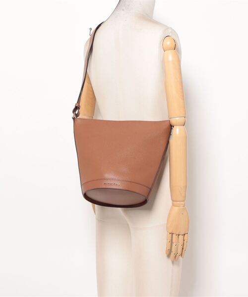 MICHAEL KORS（マイケルコース）の「TOWNSEND トップジップ バケットクロスボディ ミディアム（ショルダーバッグ・レディース・ブラウン系・FREE）」の5枚目の写真