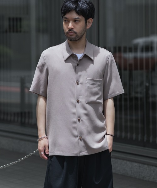 ATTACHMENT(アタッチメント)の「【 直営店・ZOZOTOWN限定 】PE ライトトロピカル レギュラーカラーシャツ S/S / PE LIGHT TROPICAL REGULAR COLLAR SHIRT S/S(シャツ/ブラウス・メンズ・ネイビー/ブラック/ライトベージュ/ライトグリーン・2/1/3/4)」の1枚目の写真