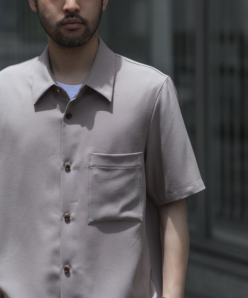 ATTACHMENT(アタッチメント)の「【 直営店・ZOZOTOWN限定 】PE ライトトロピカル レギュラーカラーシャツ S/S / PE LIGHT TROPICAL REGULAR COLLAR SHIRT S/S(シャツ/ブラウス・メンズ・ネイビー/ブラック/ライトベージュ/ライトグリーン・2/1/3/4)」の6枚目の写真