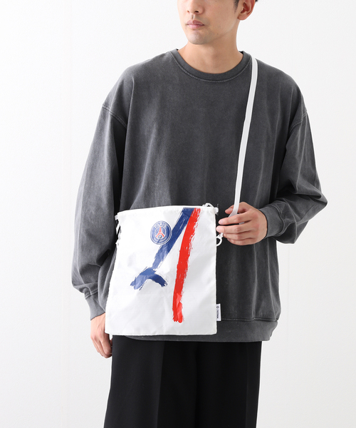 Helinox（ヘリノックス）の「【PSG x Helinox 】Sacoche -White ショルダーバッグ  30002594（ショルダーバッグ・メンズ・ホワイト・FREE）」の19枚目の写真