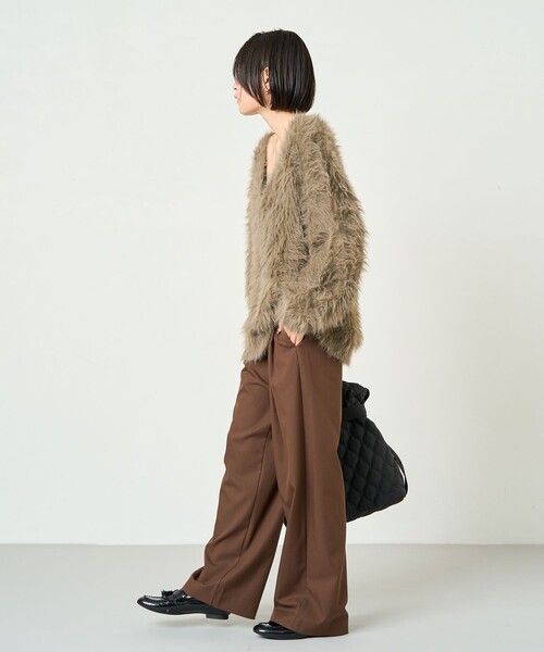 FREAK'S STORE（フリークスストア）の「限定展開　TRストレッチ 2タック スラックス パンツ（セットアップ対応）（スラックス・レディース・ブラウン/ネイビー/ベージュ/ブラック/チャコールグレー・SMALL/MEDIUM）」の16枚目の写真