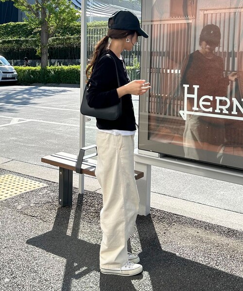 fredy emue（フレディエミュ）の「コーデュロイ イージーカーブパンツ（その他パンツ・レディース・オフホワイト/チャコールグレー・36/38）」の6枚目の写真