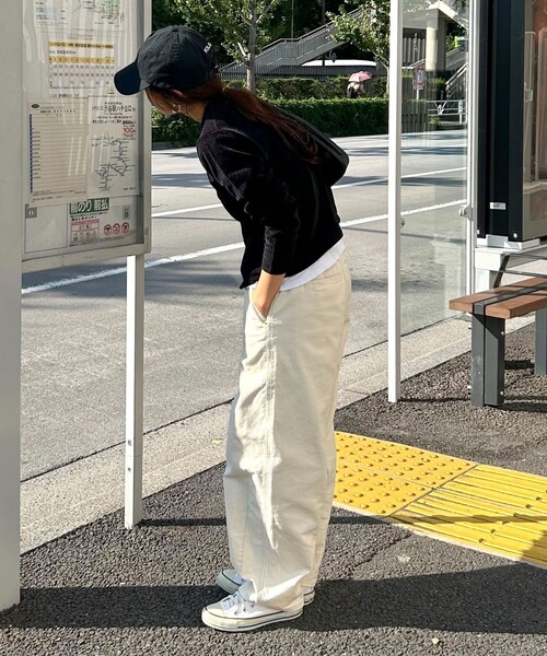 fredy emue（フレディエミュ）の「コーデュロイ イージーカーブパンツ（その他パンツ・レディース・オフホワイト/チャコールグレー・36/38）」の7枚目の写真