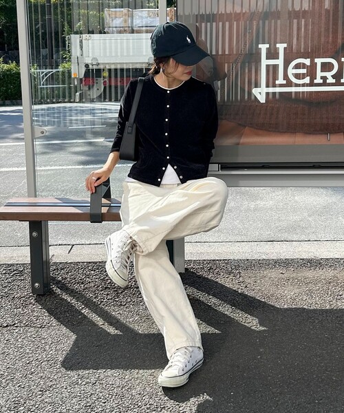 fredy emue（フレディエミュ）の「コーデュロイ イージーカーブパンツ（その他パンツ・レディース・オフホワイト/チャコールグレー・36/38）」の10枚目の写真