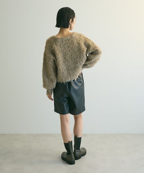 armonia(アルモニーア)の「armonia.シャギーショートカーディガン(カーディガン/ボレロ・レディース・ベージュ/グレー/ブルー・FREE)」の18枚目の写真