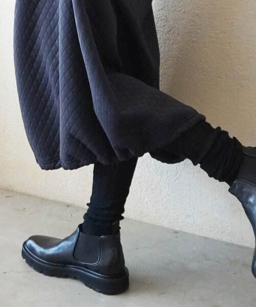 JOURNAL STANDARD LUXE（ジャーナルスタンダード　ラックス）の「LOOSE RIB オーバーニーSOCKS（ソックス/靴下・レディース・ベージュ/ブラウン/チャコールグレー/グレー/ブラック・FREE）」の3枚目の写真