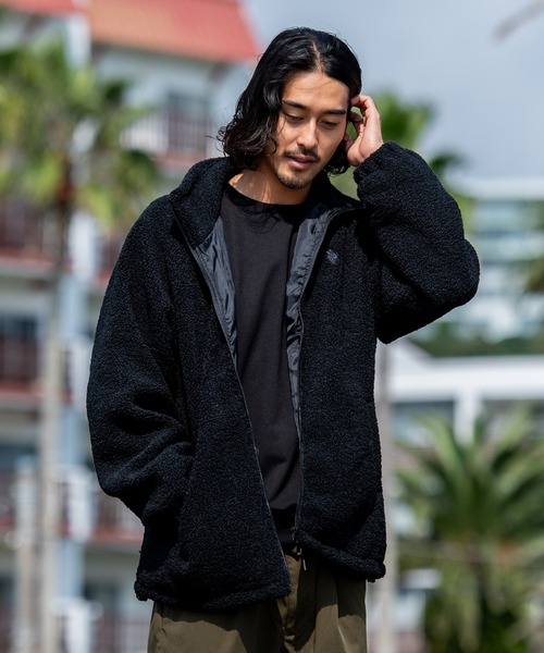 SILVER BULLET(シルバーバレット)の「『U.S. POLO ASSN/ユーエスポロアッスン』ボアスタンドJKT(テーラードジャケット・レディース・ブラック/アイボリー/ベージュ・M/L)」の4枚目の写真