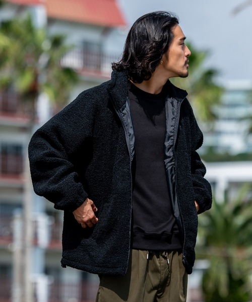 SILVER BULLET(シルバーバレット)の「『U.S. POLO ASSN/ユーエスポロアッスン』ボアスタンドJKT(テーラードジャケット・レディース・ブラック/アイボリー/ベージュ・M/L)」の5枚目の写真